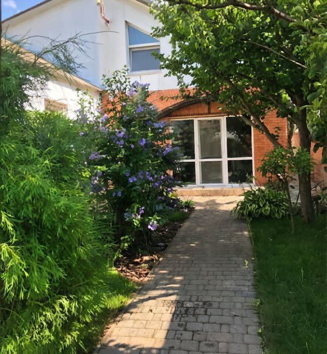 Продаж половини будинку на Таращанському масиві