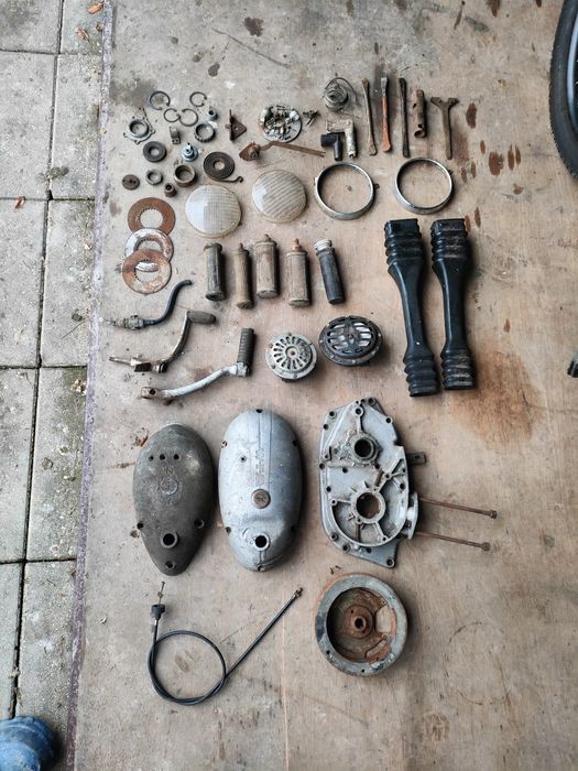 Stare Części Do Motocykla Cena Za Wszystko