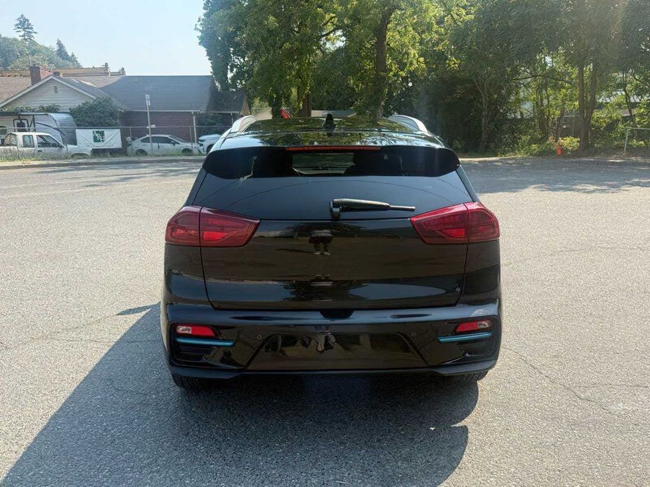 Kia Niro EV EX Premium      2022
