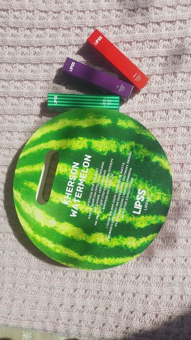 Пакування LIPSS lipper (пакет та коробочки від помад)