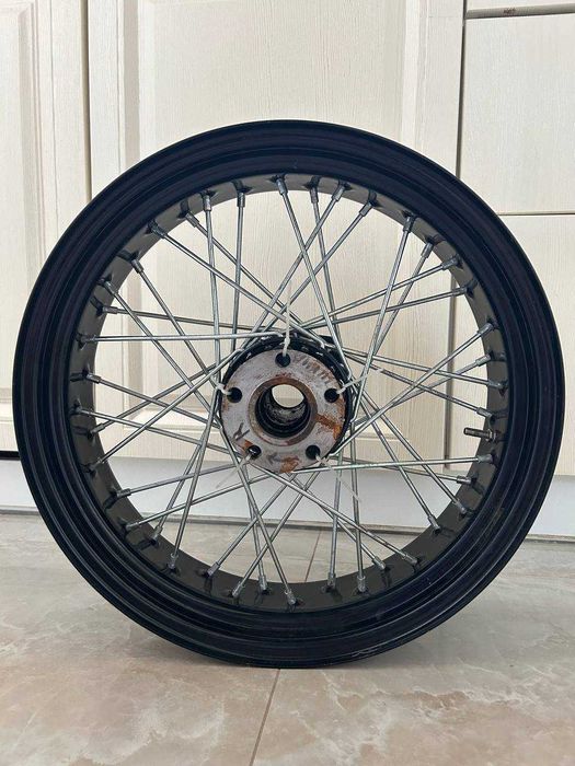 Кастомне колесо R17 для Harley Davidson.