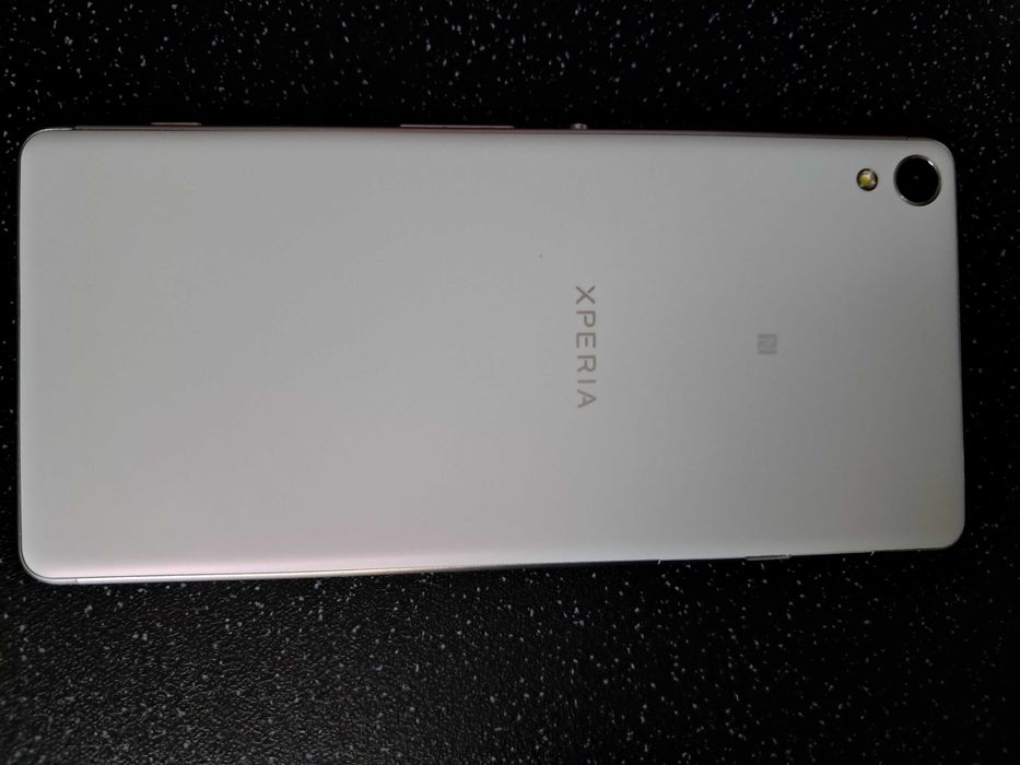 Telefon Sony Xperia XA