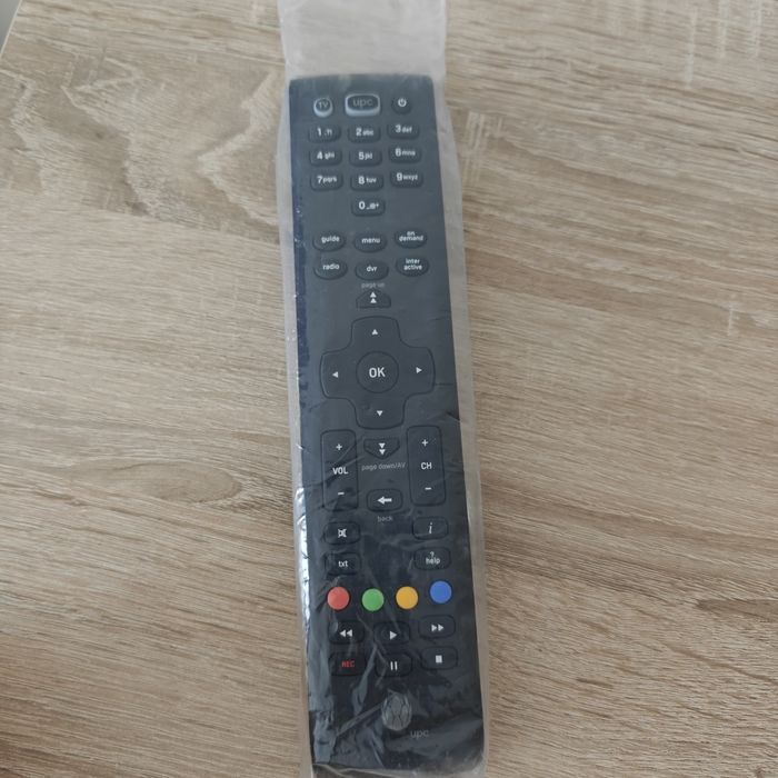 Nowy pilot Upc ,pilot tv ,pilot box