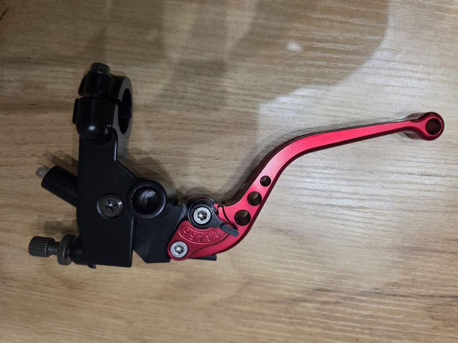 Klamki dźwignie Sprzęgła i Hamulca Pompa