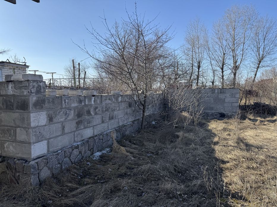 ПРОДАМ  дачу  біля річки Дніпро