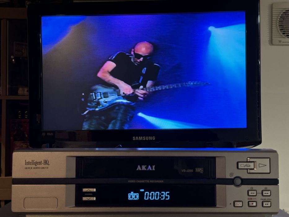 Leitor/Gravador VHS AKAI