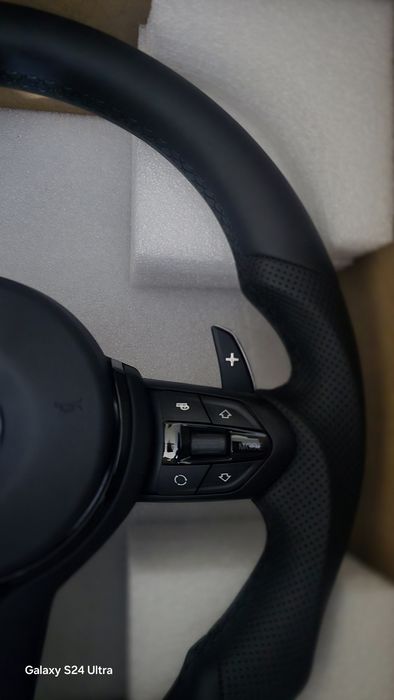 Steering Wheel for BMW E81 E82 E87 E88 E90 E91 E92 E93 E70 E71 E84.64966207040897124