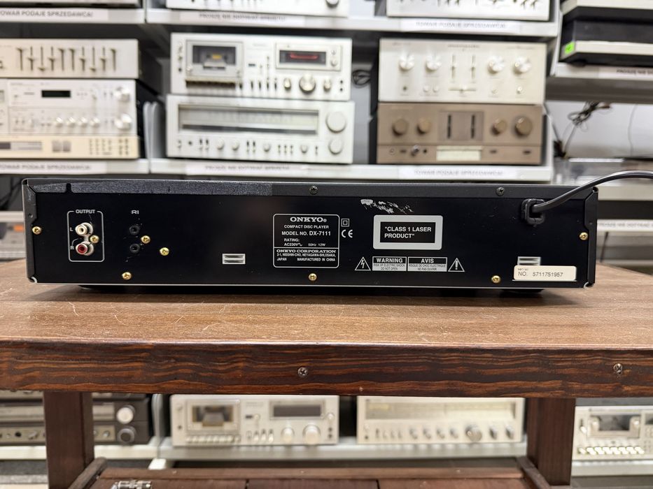 Odtwarzacz płyt CD Onkyo DX-7111 Audio Room