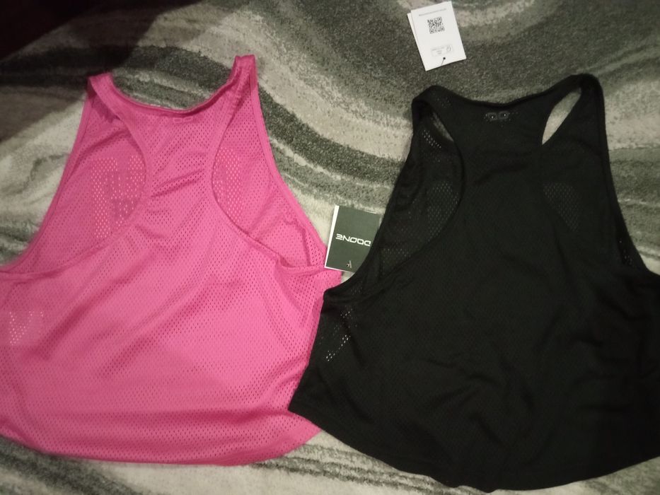 Top desportivo de duas cores