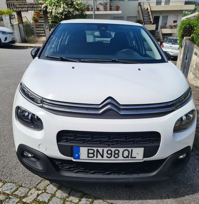 Citroën C3 1.2 de 2018 com 63000 km jantes 16