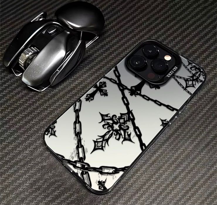 Чехол для iPhone 13