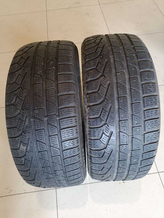 Пара шин б/у 235/45R18 98V Pirelli Sottozero Winter 240 Serie 2