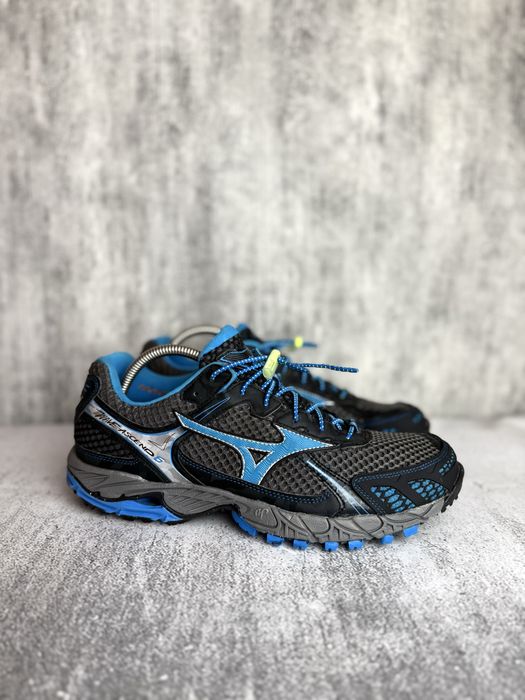 Кросівки чоловічі Mizuno Wave Ascend 41(26.5)