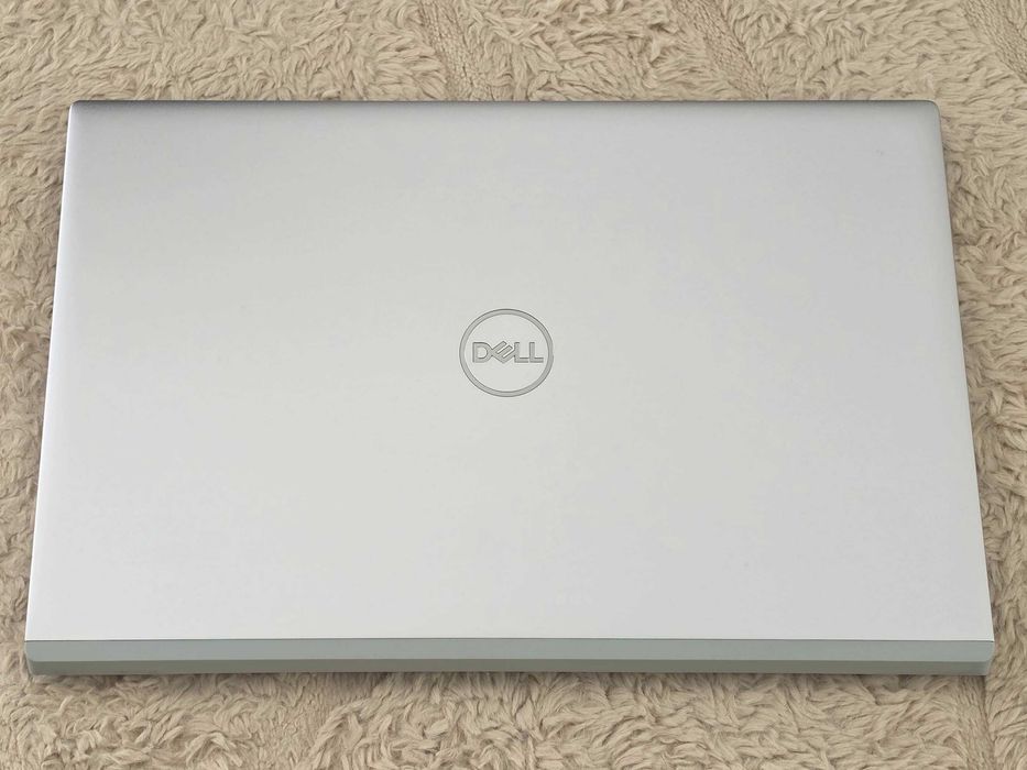 Dell Vostro 5301 [Intel Core i5-1135G7 / 8GB RAM / SSD 512GB NVMe / 13.3" Full HD IPS]