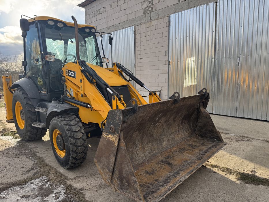 Екскаватор навантажувач JCB 3cx