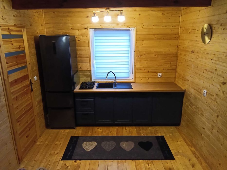 Domek z jacuzzi na wynajem w Komarówce gm. Sosnowica