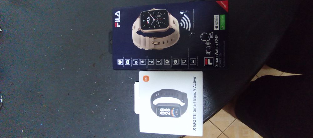Vendo dois relógios originais