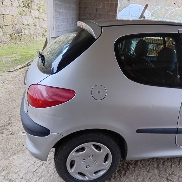 Peugeot 206 comercial