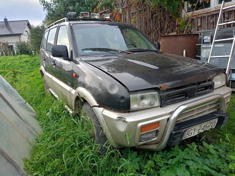 Nissan Terrano