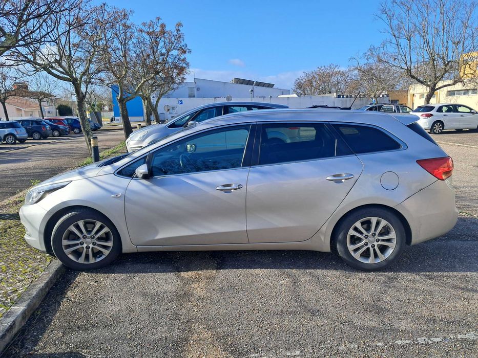 Automovel Kia Ceed 1.6 CRDi