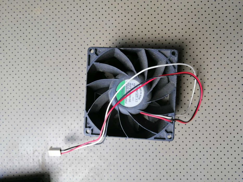 Вентилятор подшипниковый 48В PMD4809PMB4-A Sunon, 92х92 мм, 3,6W