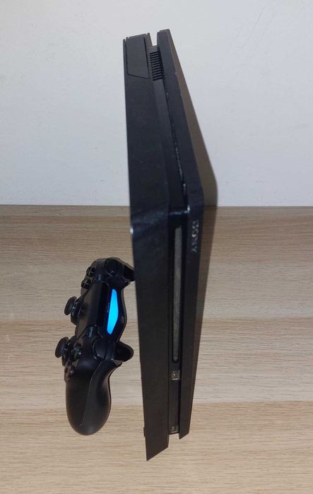 Ps4 Slim 500 Gb Com 1 Comando Original ( Avariada)