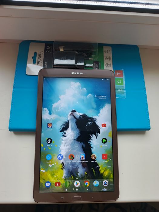 Планшет Samsung 10" 3g  sim , для Ютуба , мультиків +чохол , зарядка