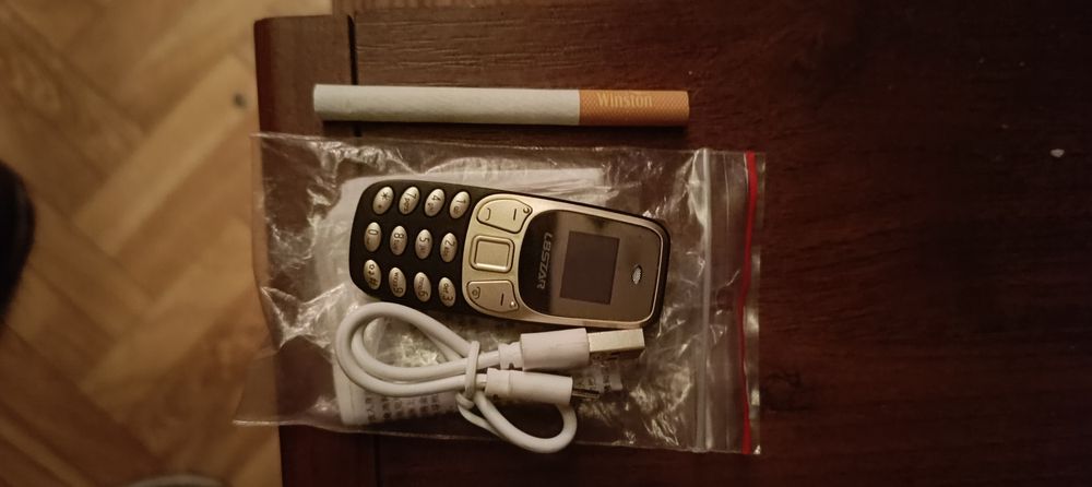 Mini telefon 2 karty SIM i karta pamięci +blutooch
