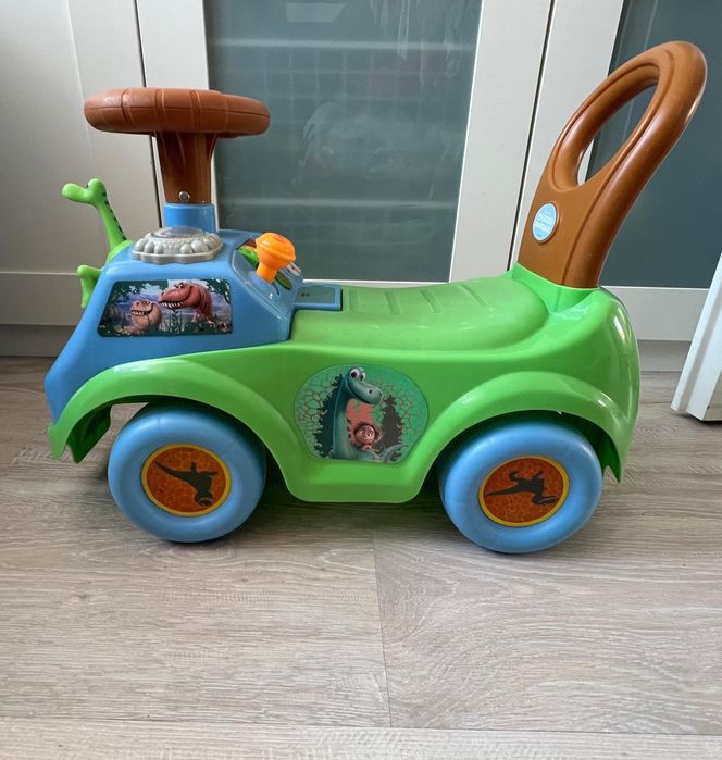 Jeździk pchacz dla dziecka