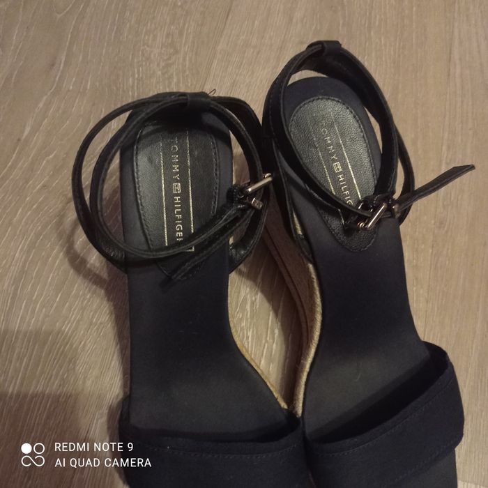 Buty damskie na platformie