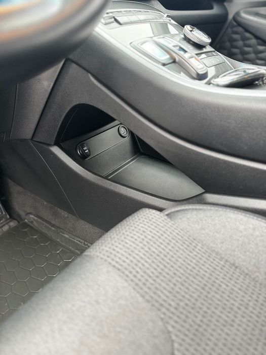 Продам авто Hyundai Santa Fe 2022 року