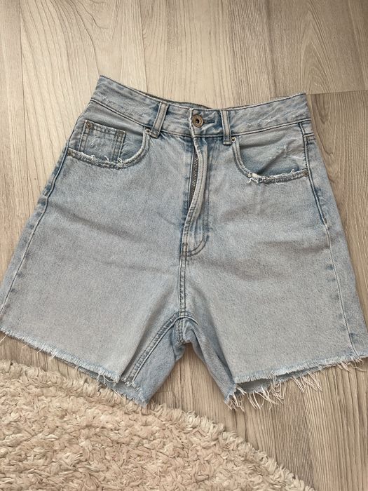 Шорти Stradivarius 36 розмір