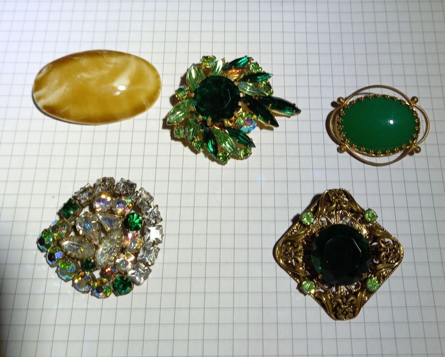 Винтажные броши на подарок