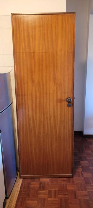 Porta de sala - madeira
