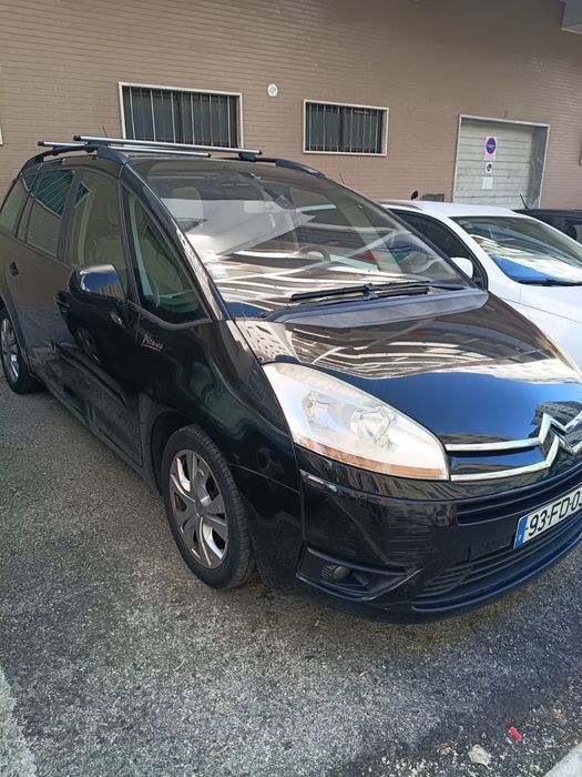 Citroën C4 Grand Picasso, ano 2008, com motor 1.6 HDi de 110 CV e caixa automática.