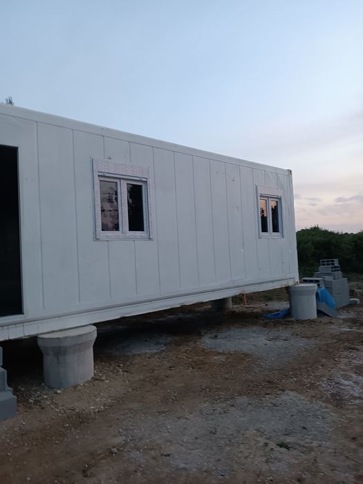 Contentor Reefer 12 metros com janelas e porta