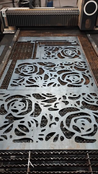 Ogrodzenia panelowe 3D przęsła ozdobne wycinane laser CNC