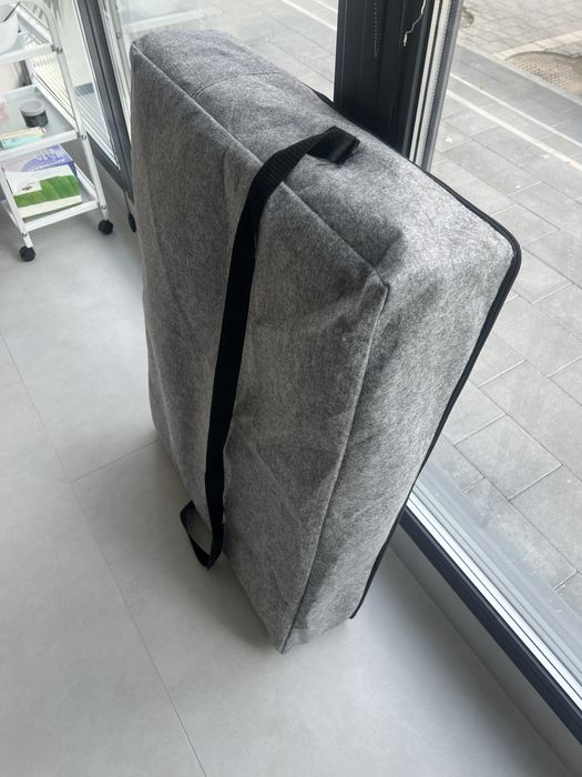 Масажний стіл, кушетка