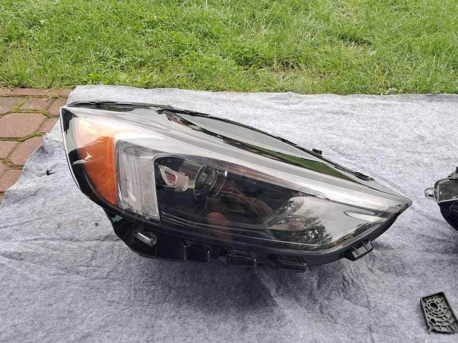 Lampy Ford Edge 2019-2024 polift