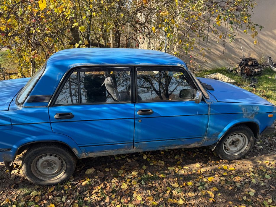 Продам авто ваз 2105