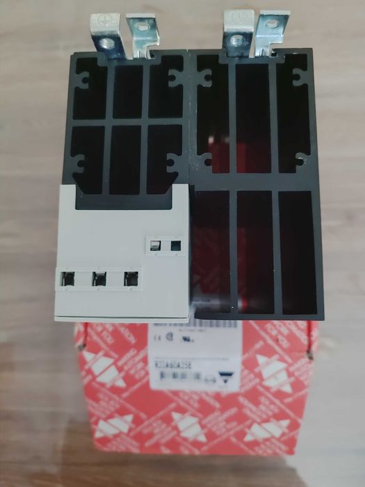 Напівпровідникове реле RJ3A60A25E Carlo Gavazzi