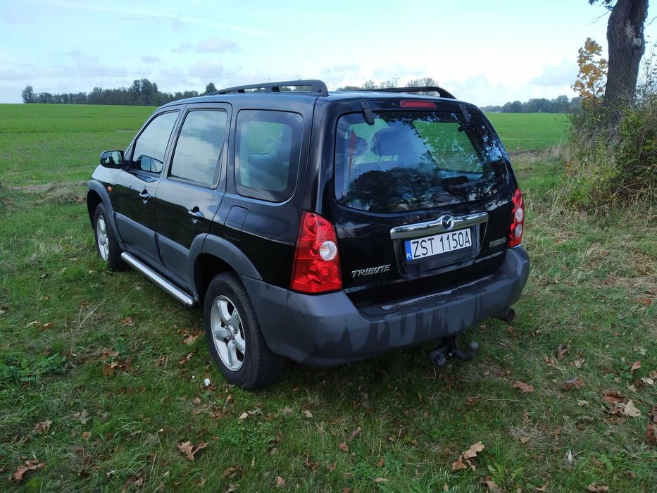 Samochód Mazda Tribute