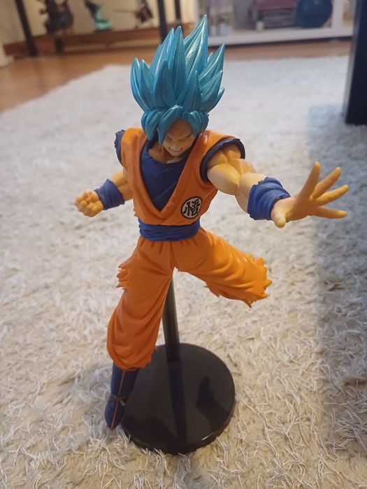 Dragon Ball Super Goku God Mode Figura