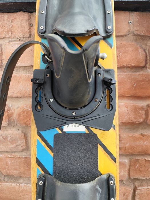 Pranchas de sky aquático para desocupar com número de série