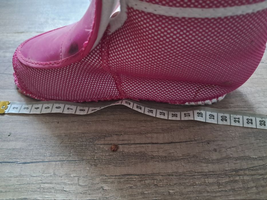 Sprzedam łyżwy r 33