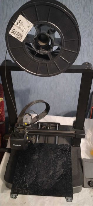 Продам 3д принтер creality Ender v3
