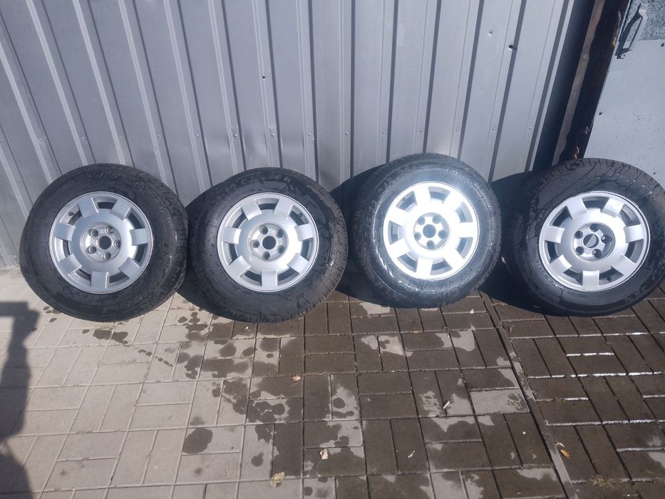 Резина с дисками на Фольксваген т4