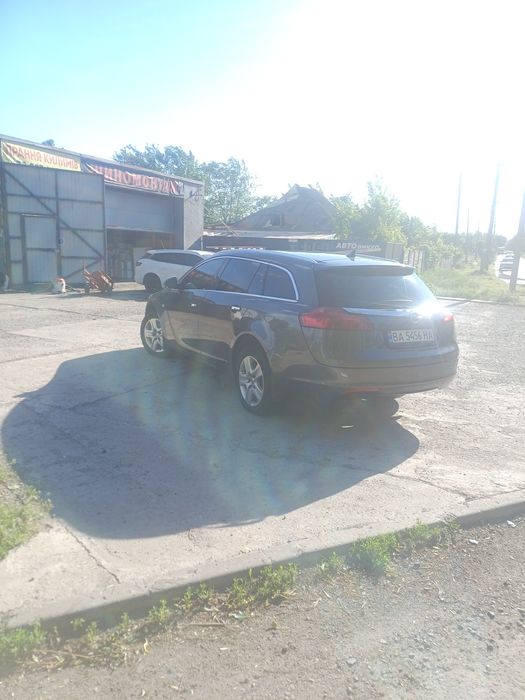 Opel Insignia Sports Tourer 2.0tdi 164к.с