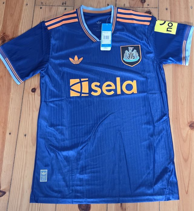 Camisola Newcastle 25/26 away
