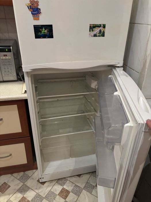 Холодильник  haier